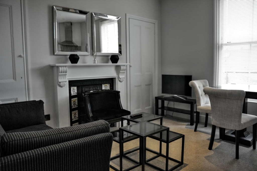 Pinnacle Residences - Cambridge