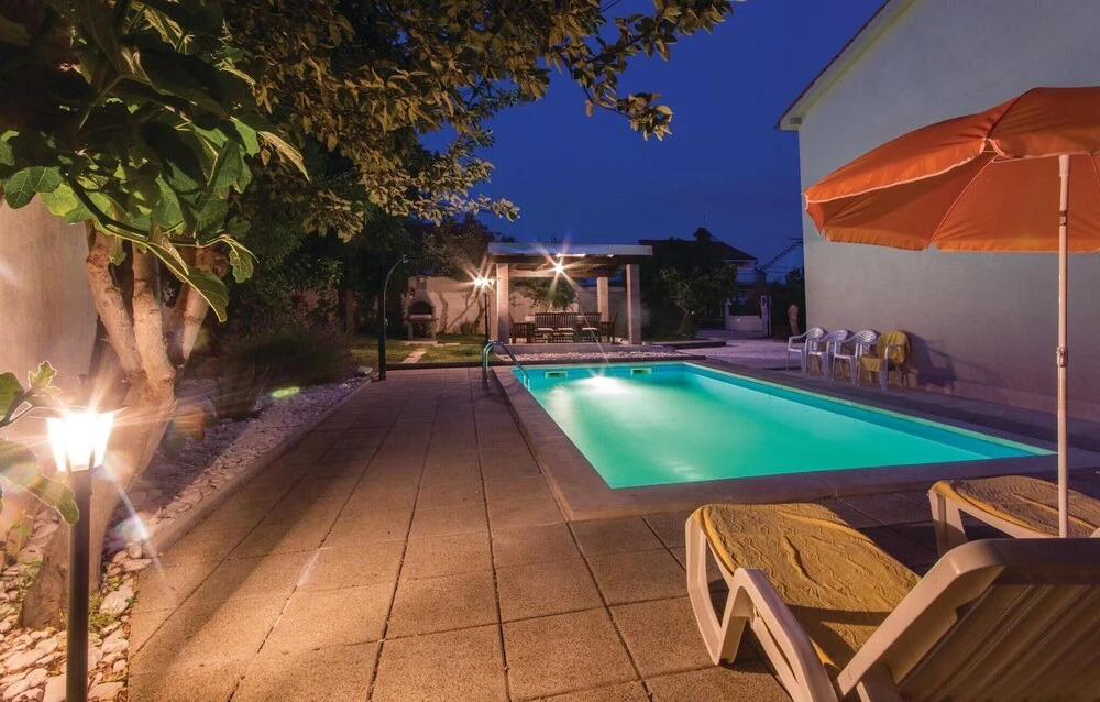 Awesome Home in Pula With Wifi and 4 Bedrooms