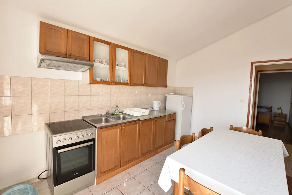 Apartment Damir
