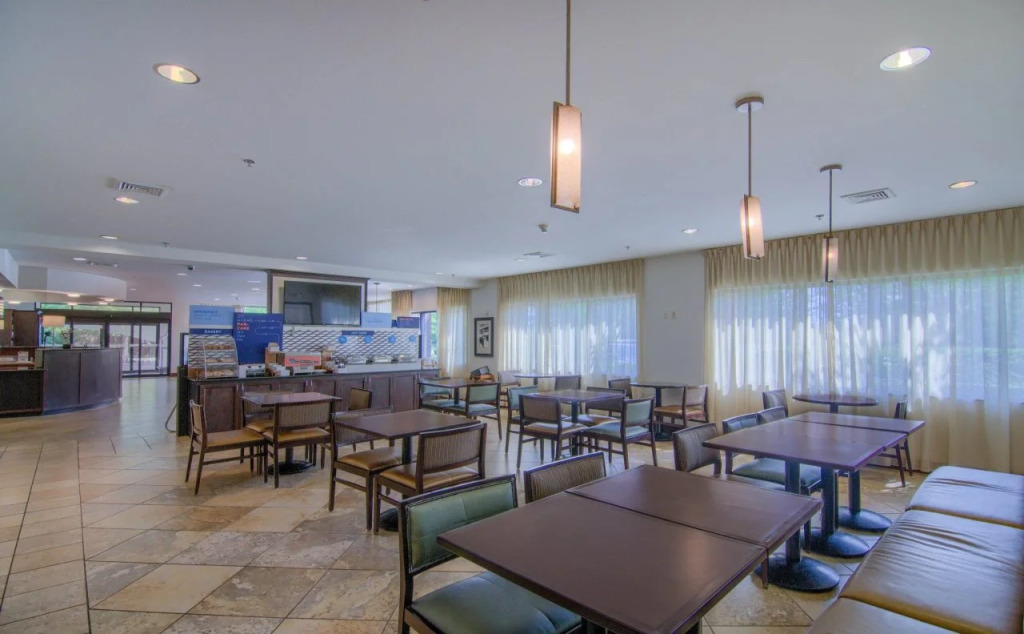 Comfort Suites Mobile-South Alabama University Area