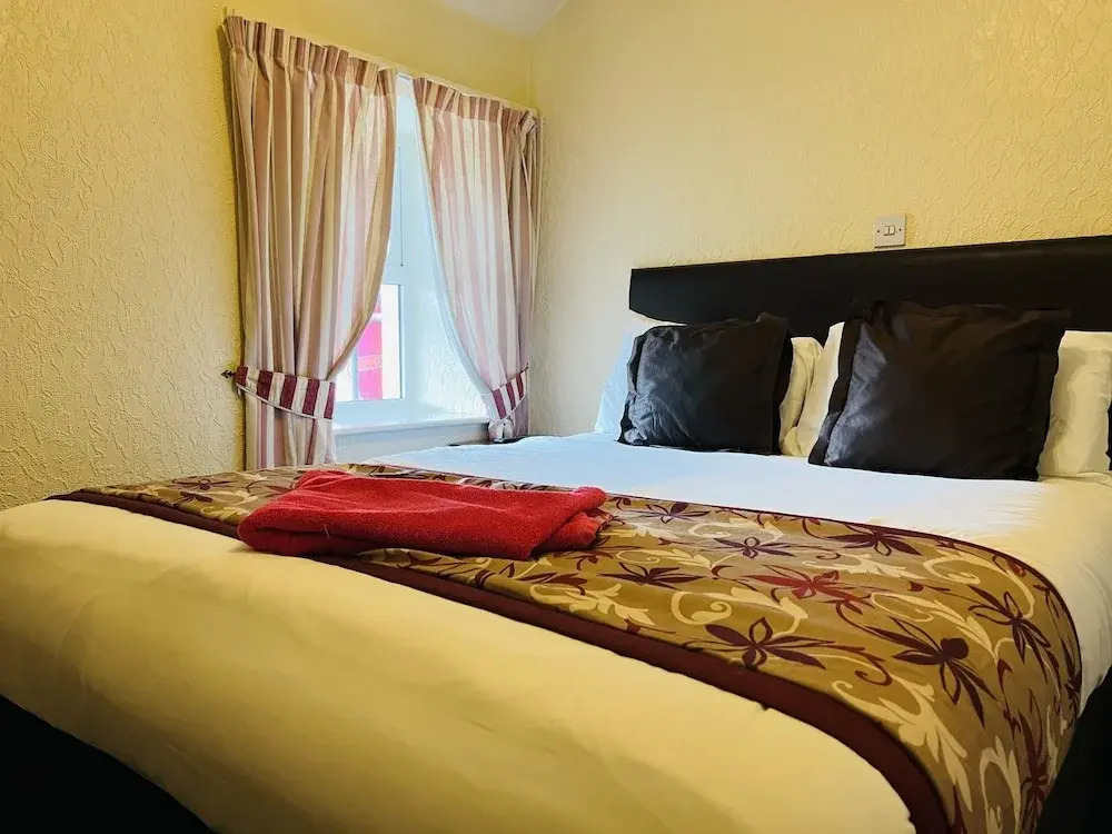 The Roadhouse Hotel