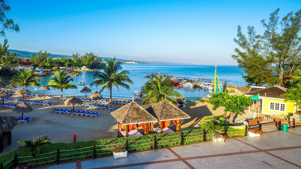 Jewel Paradise Cove Adult Beach Resort & Spa – All Inclusive