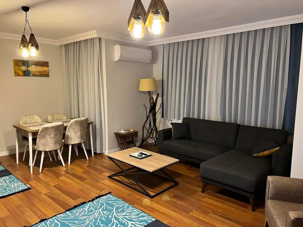 Apartment With Balcony in Seferihisar