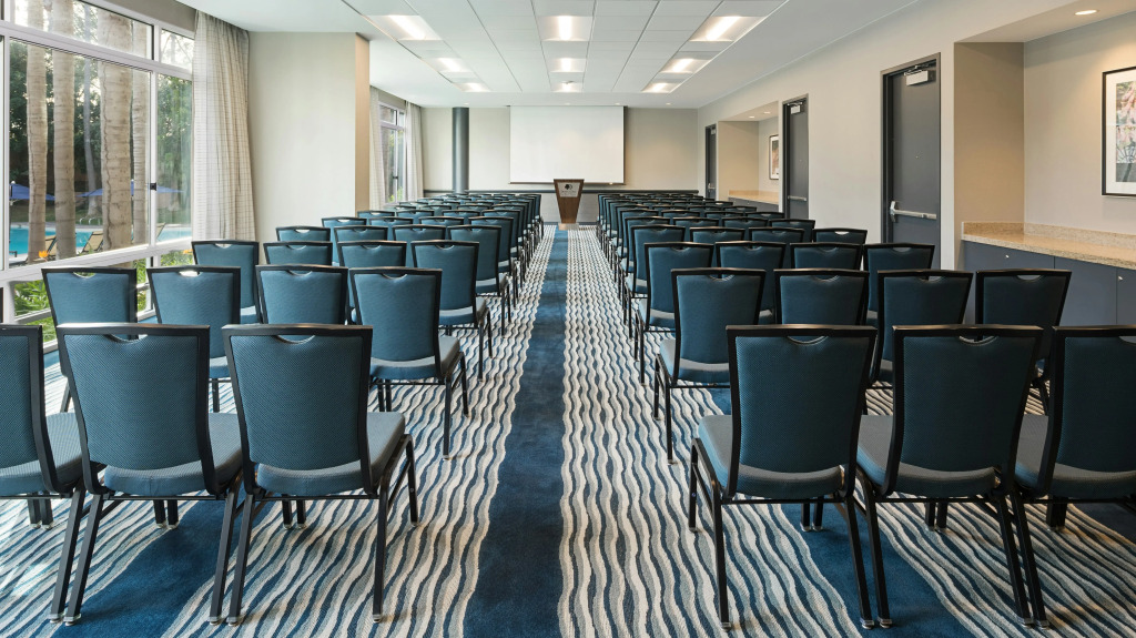 DoubleTree by Hilton San Diego Del Mar