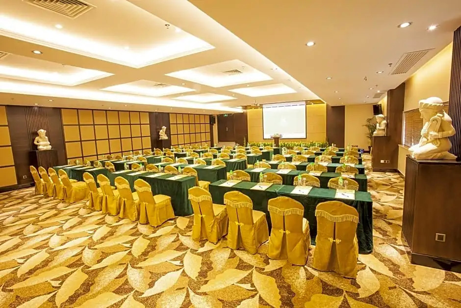 Season Boutique Hotel Longcheng Branch