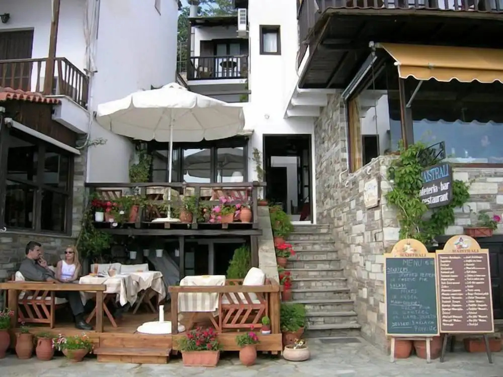 Maistrali Hotel