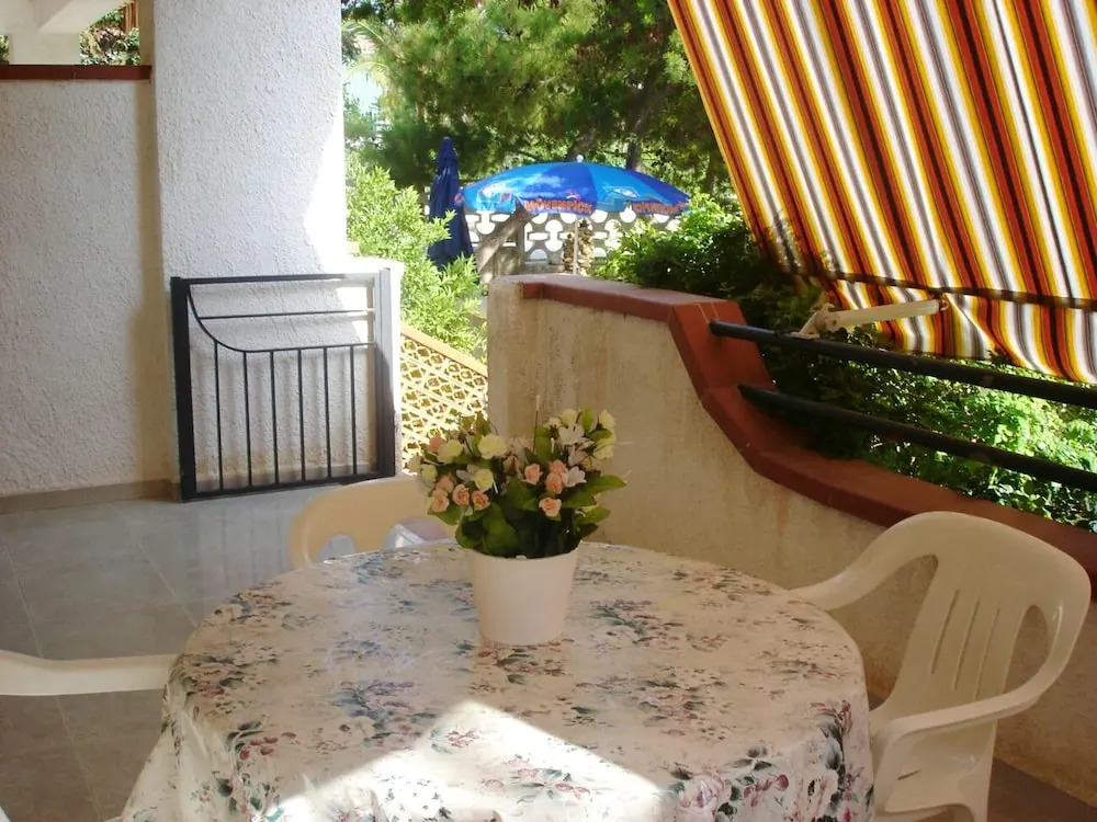Apartment with 2 Bedrooms in Sciacca, with Wonderful Sea View, Enclosed Garden And Wifi - 200 M From the Beach