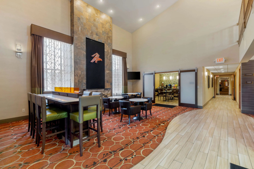 Best Western Falcon Plaza - Bowling Green