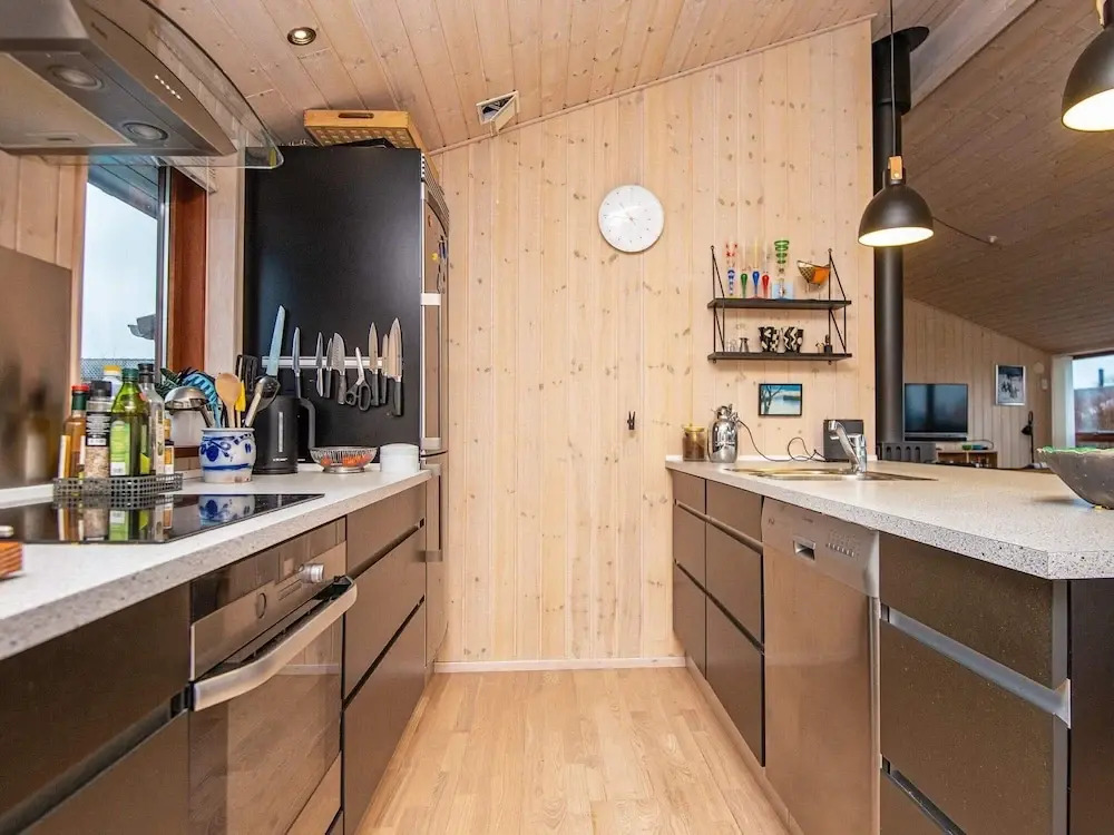 6 Person Holiday Home in Ronde-by Traum