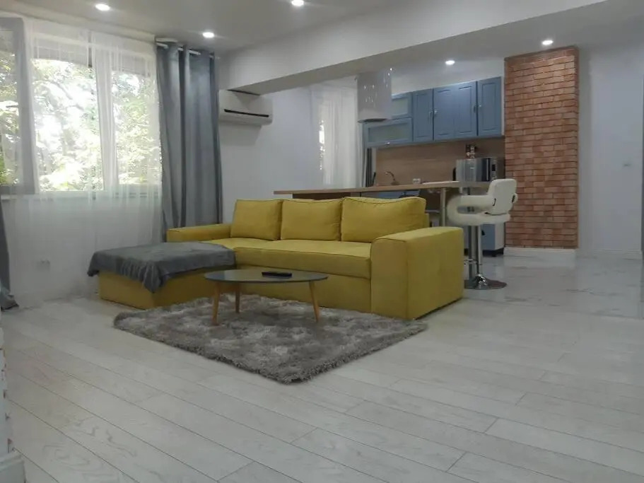 Apartament central, parcare gratuita .