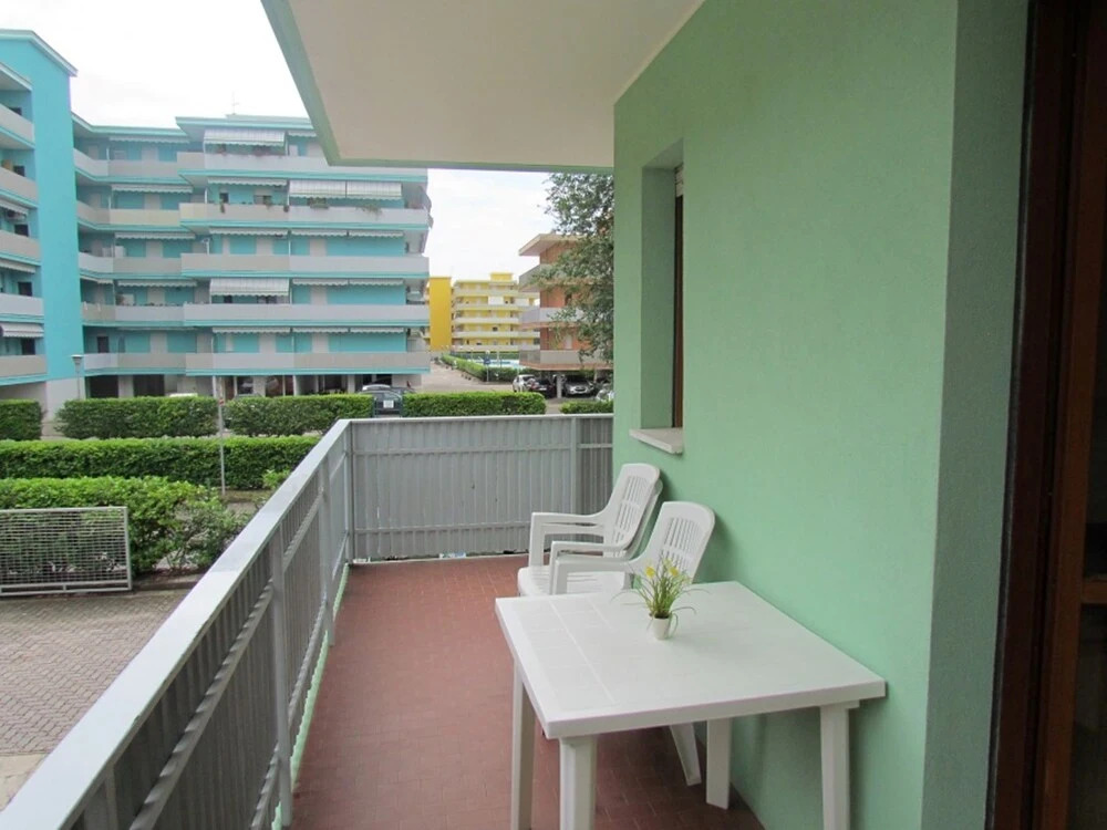 Flat for 5 in a Residence With 12 Pools