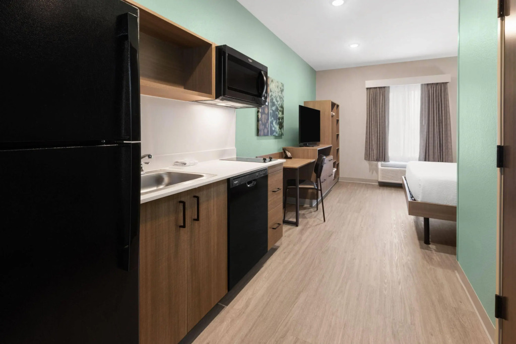 ECHO Suties Extended Stay by Wyndham Austin Round Rock