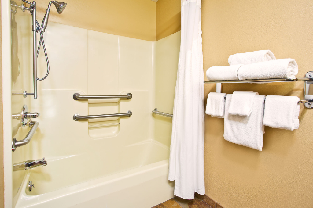Holiday Inn Express Hotel & Suites Wabash by IHG