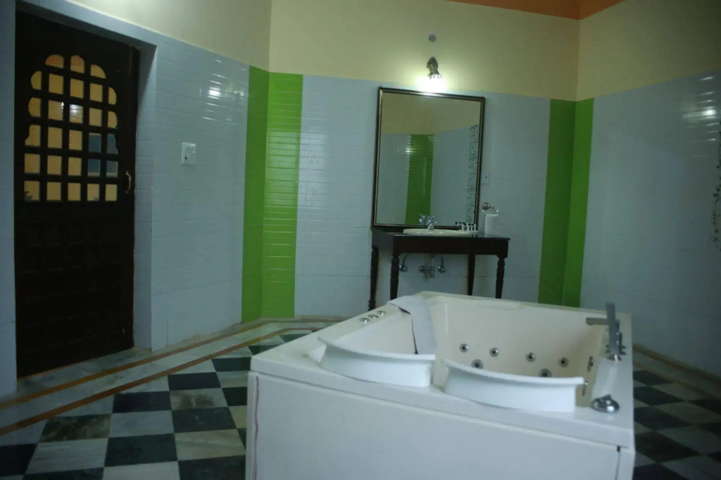 Hotel Raj Mahal The Palace