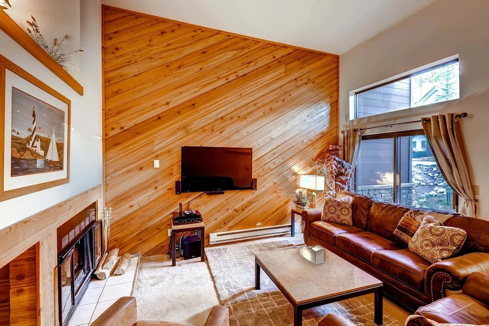 Winterpoint Townhomes by Ski Country Resorts