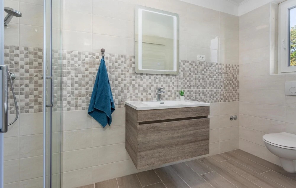 Beautiful Home In Kras