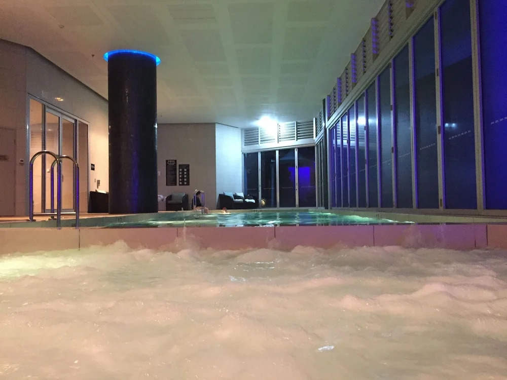 Ocean View Luxury 2 Bedroom Apartment