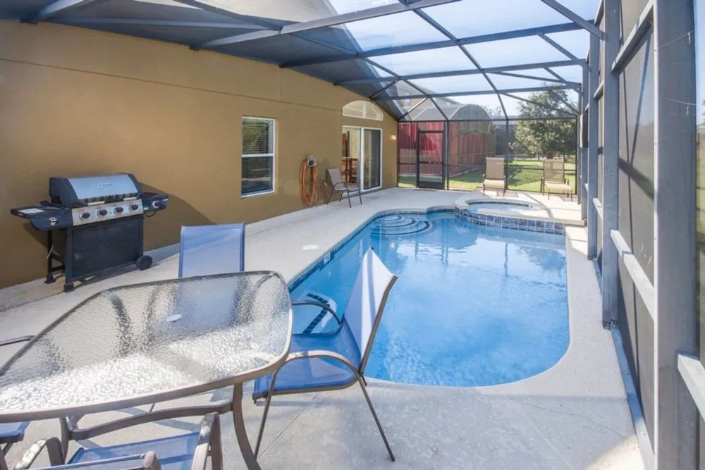 Veranda Palms 4458