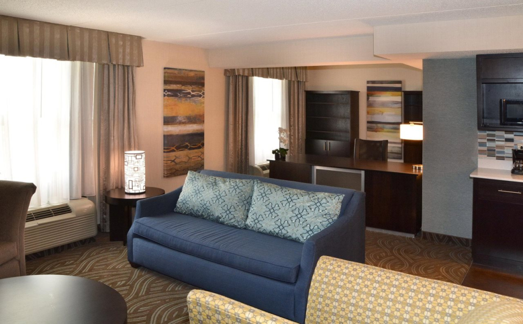 Holiday Inn Youngstown-South - Boardman by IHG