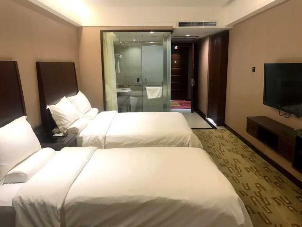 Sun Moon Lake Hotel Dalian大连火车站店