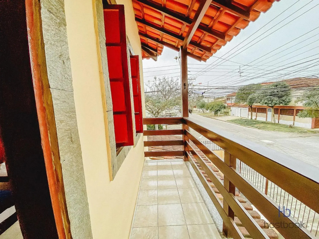 Casa a 300 metros da praia do Centro - WIFI 200MB - Netflix - 2 Quartos - Cozinha equipada - Churrasqueira - Pet friendly - Quintal