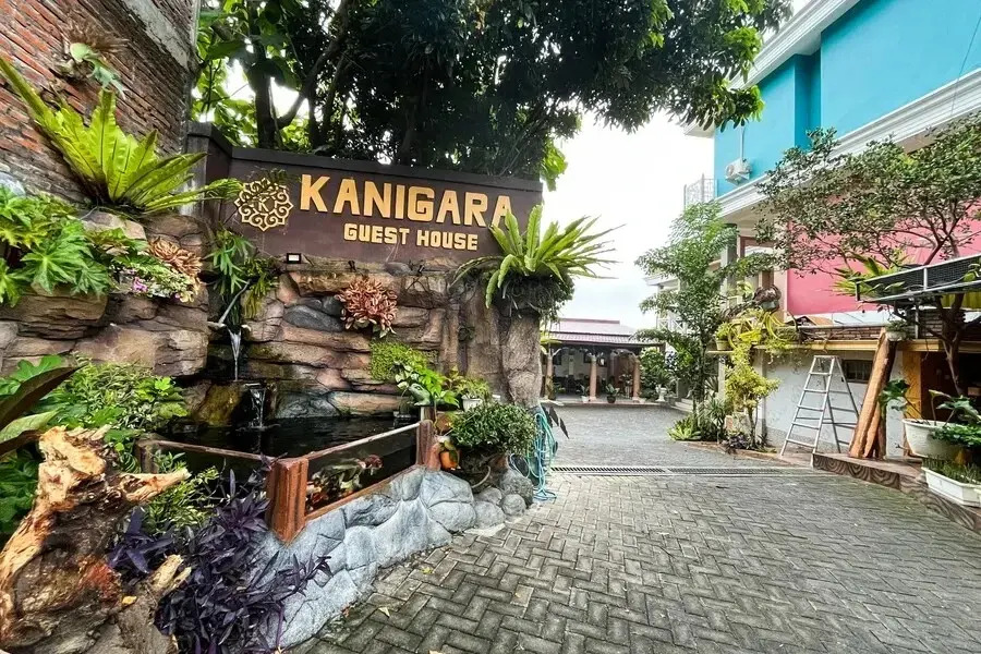 Urbanview Syariah Hotel Kanigara Batu