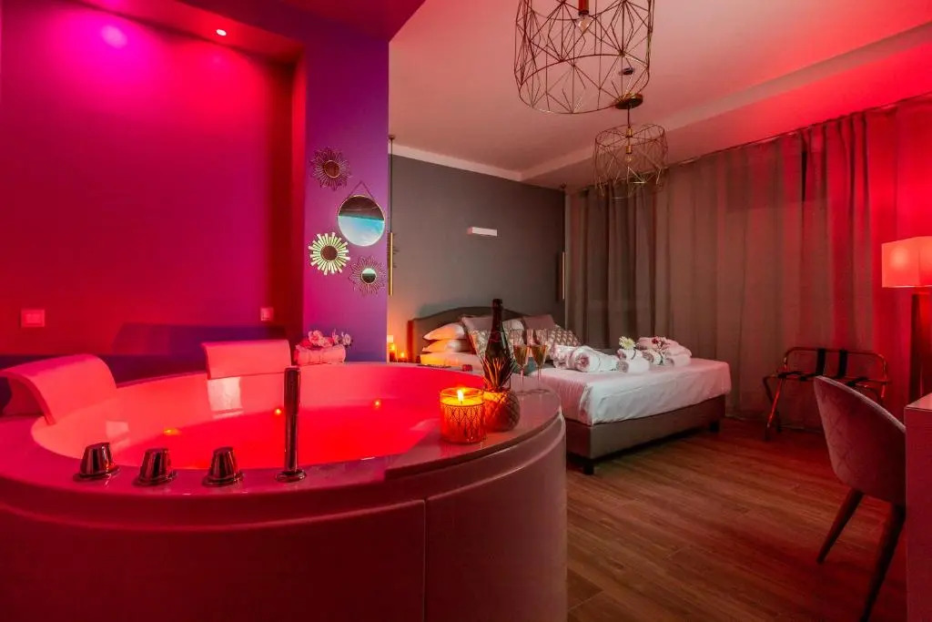 4 Star Suite SPA - Self Check-In