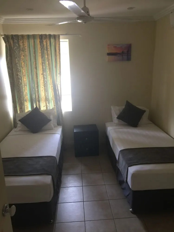 Cairns Golf Course Apartment