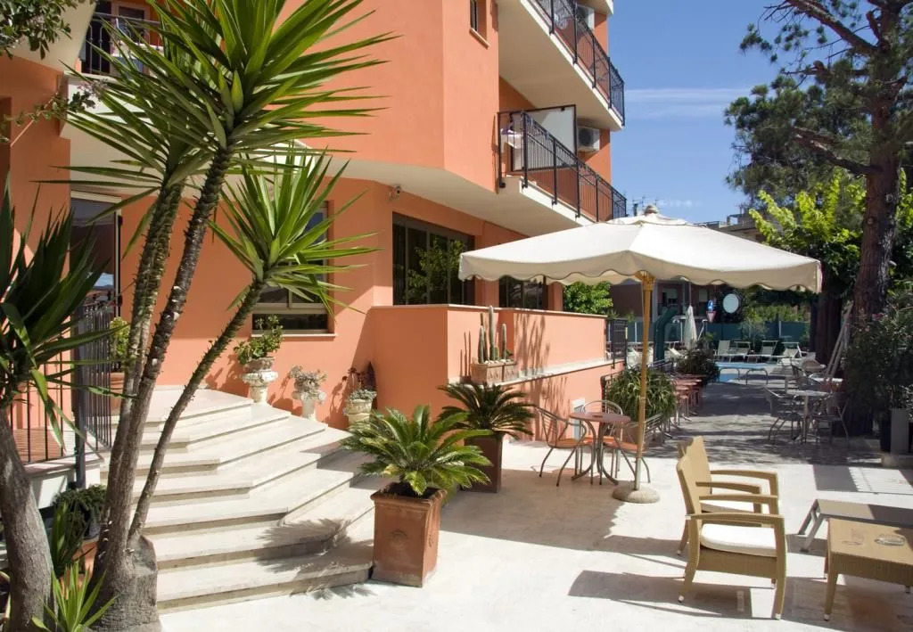 Hotel Fenix