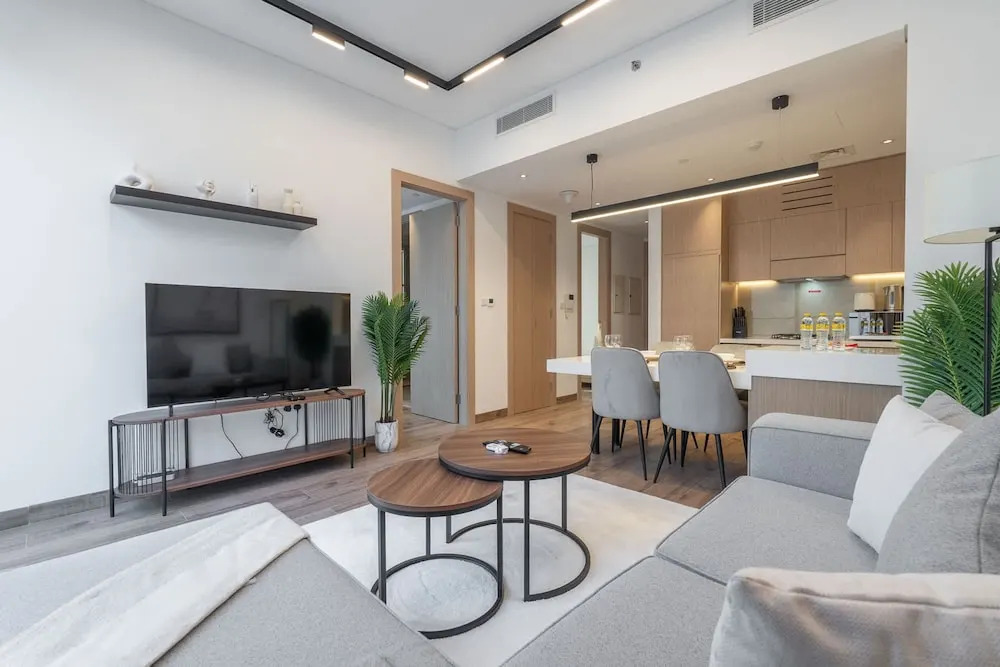 Free housekeeping visits during your stay - StayShort - Stylish, Minimalist 2-Bedroom in Jumeirah Village Circle
