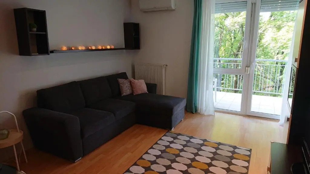 Green Park Apartment - near the center of Buda
