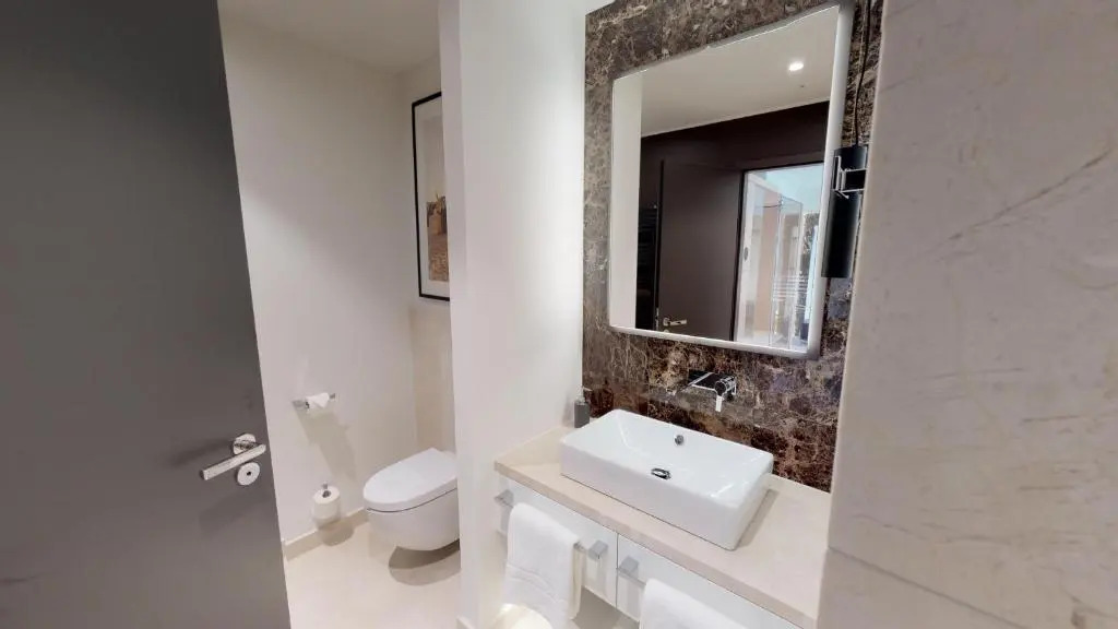 White Pearl Apartment 3.11