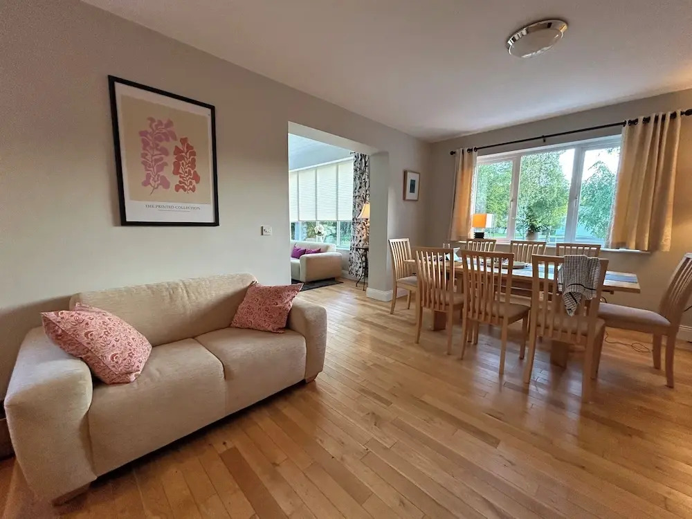 4 Bedroom Detached Home Close to Kenmare Town