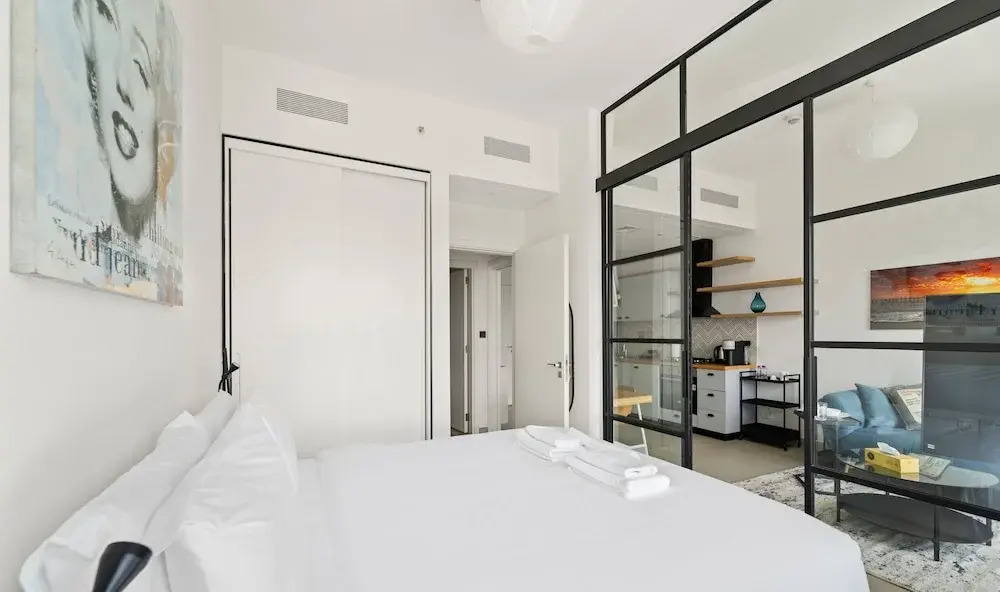 WelHome - Beautiful 1BR Apt in Dubai Hills with City View