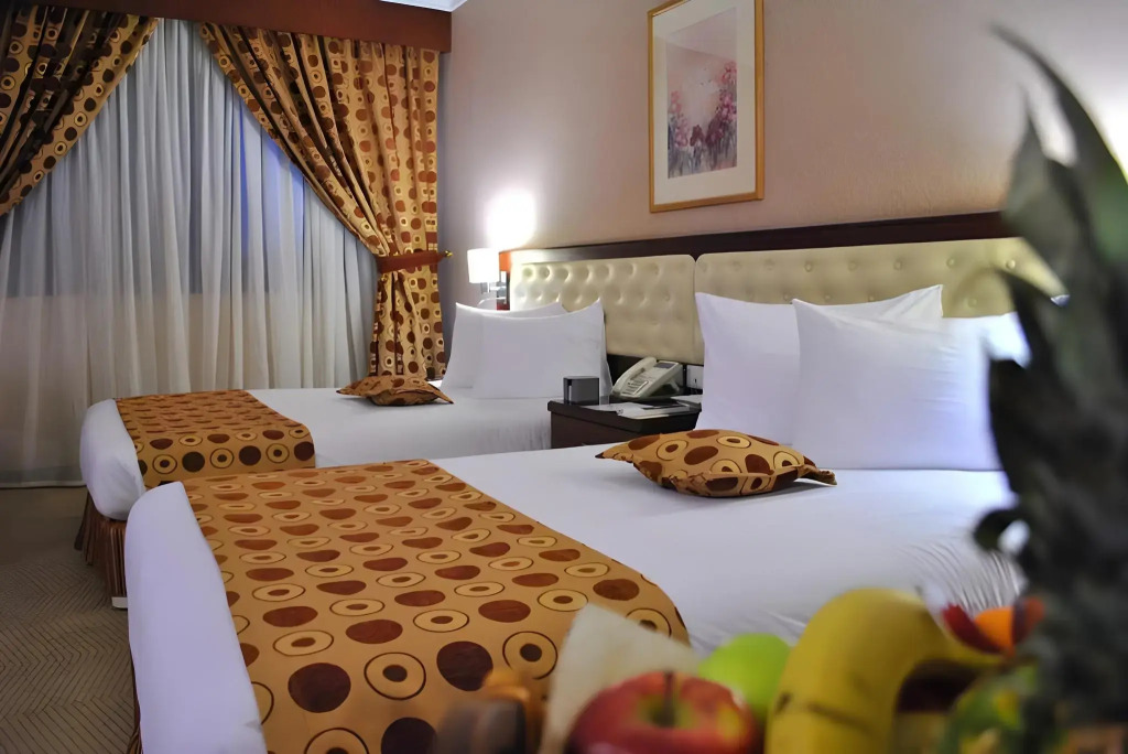 Larsa Hotel