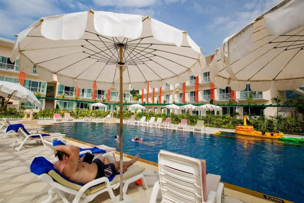 Trend Kamala Hotel
