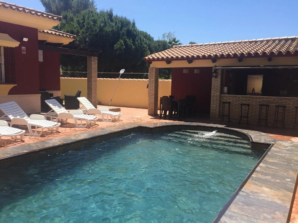 Villa With 3 Bedrooms in Chiclana de la Frontera, With Private Pool, Enclosed Garden and Wifi
