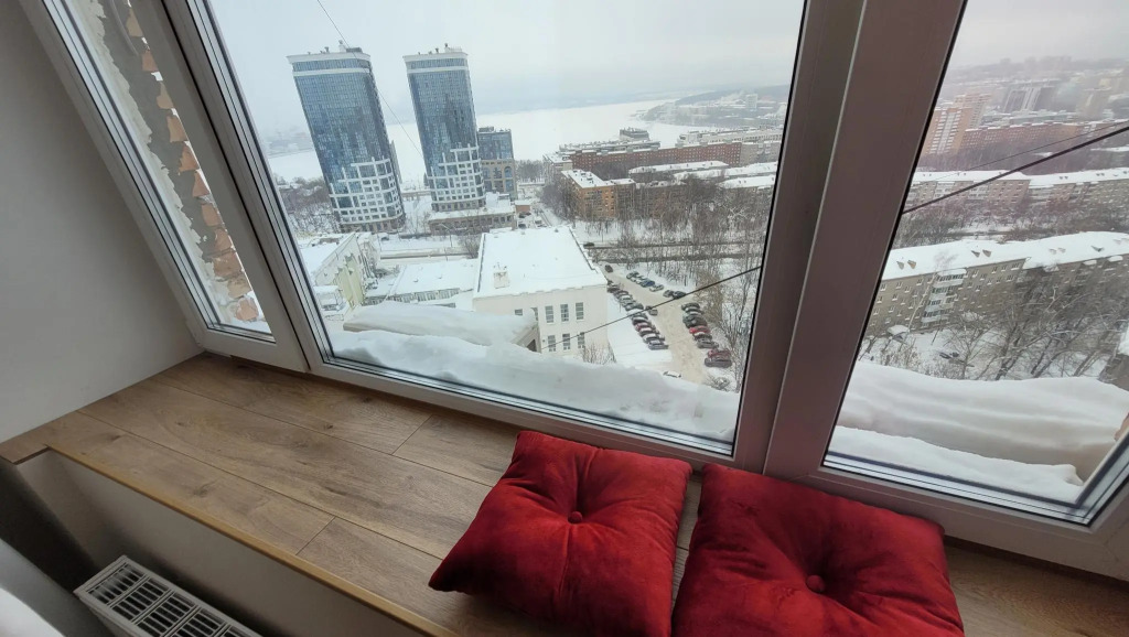 Премиальная квартира в центре Ижевска с видом на пруд