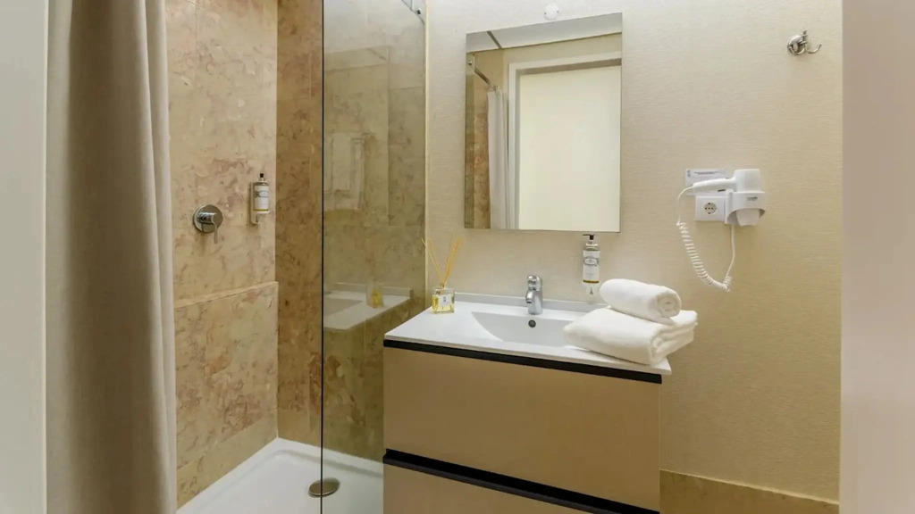 LX51 Smart Suites & Studios - Lisbon Center