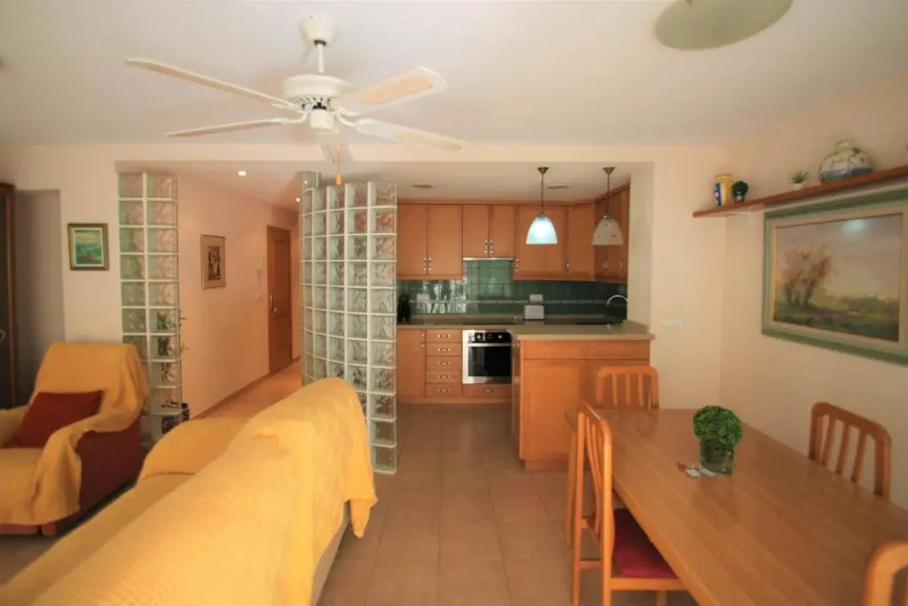 Apartamento en Santa Pola, Playa de Levante SP102