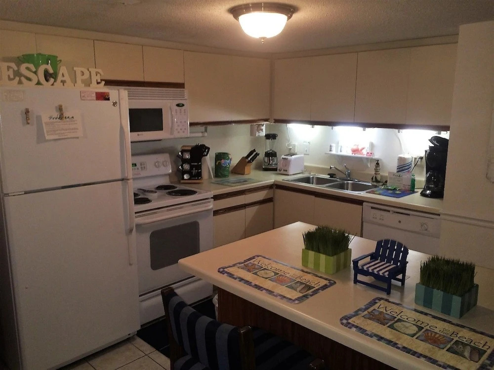 Direct Ocean Front Condo