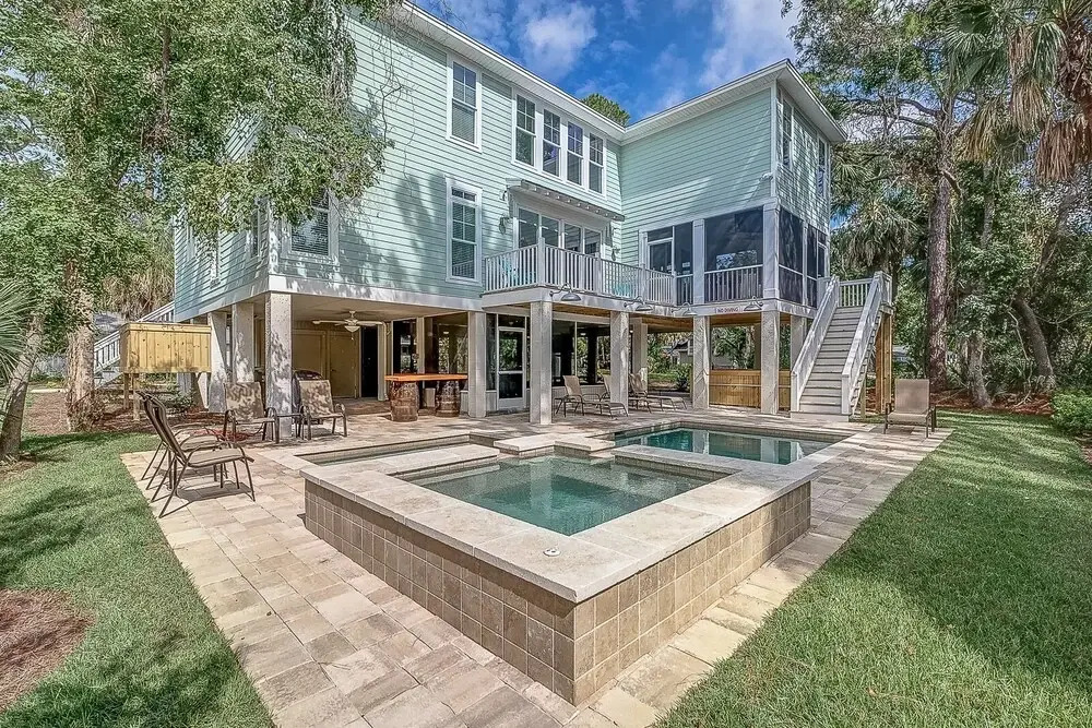 3B Hickory Lane