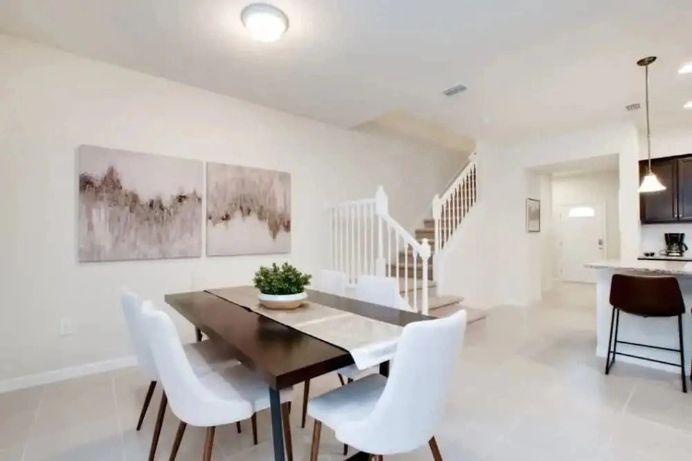 Cozy and Spacious 5BR With Pool Near Disney Parks