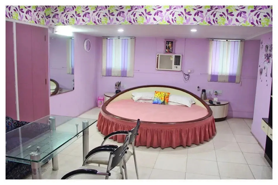 Neeranand Dalhousie - Pure Vegetarian Hotel