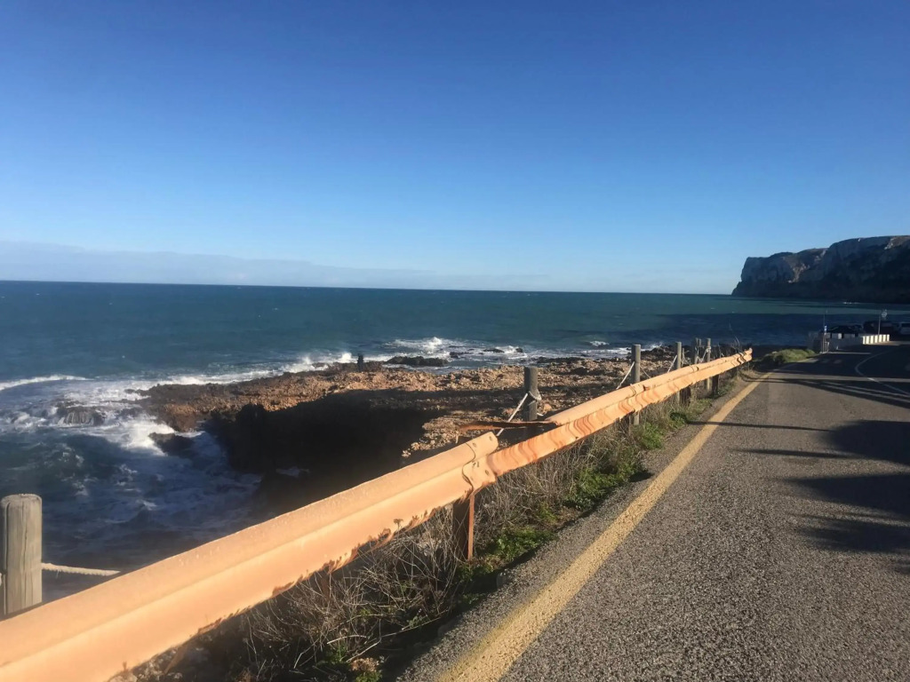 Estudio en Dénia con piscina y wifi privada, a 100 m del mar