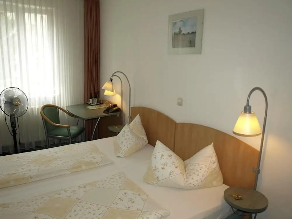 Central-Classic Hotel