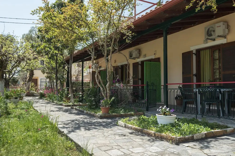 Angeliki Cozy Apartment by Konnect, centrally located in Syvota
