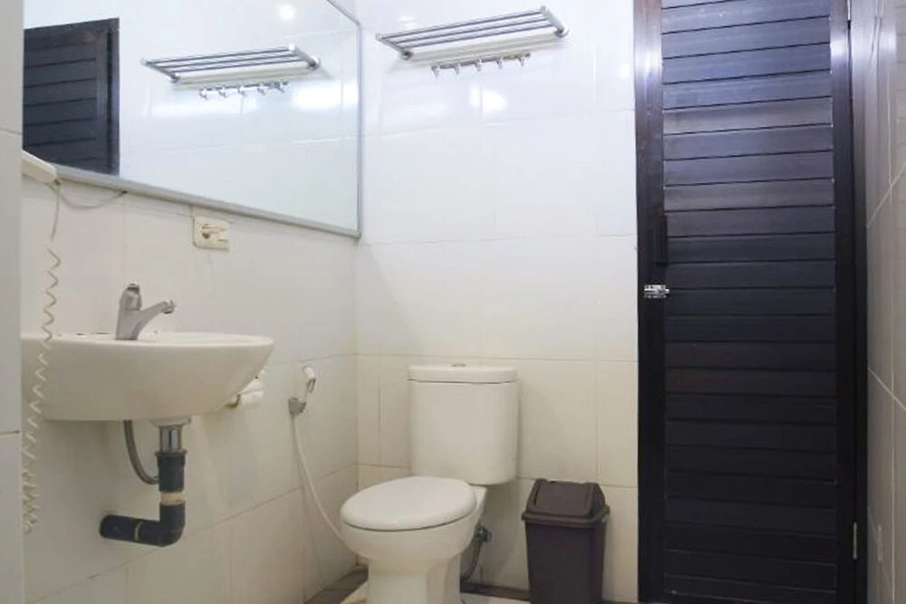 Airy Tugu Adipura Jendral Suprapto 19 Bandar Lampung