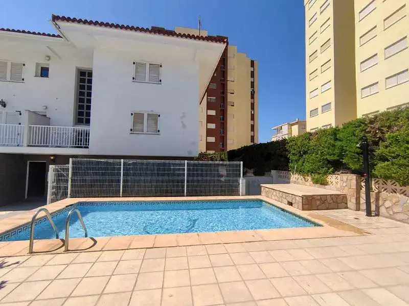 Apartamentos Gandia Familiar 3000