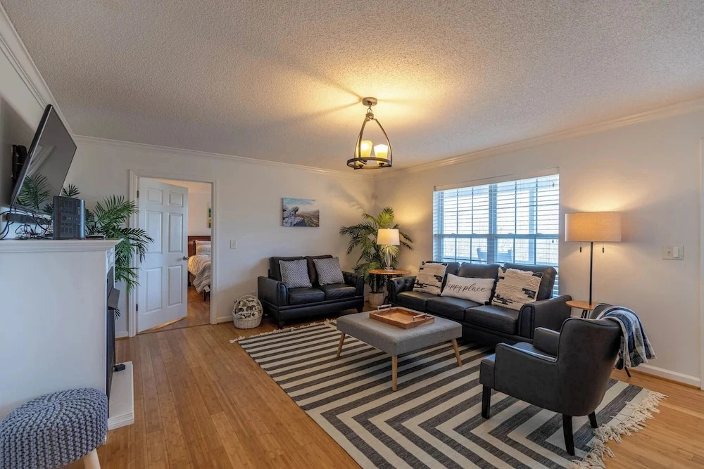 Seven Devils Sunrise - Updated Home With Mountain Views, gas Firetable, & Game Room